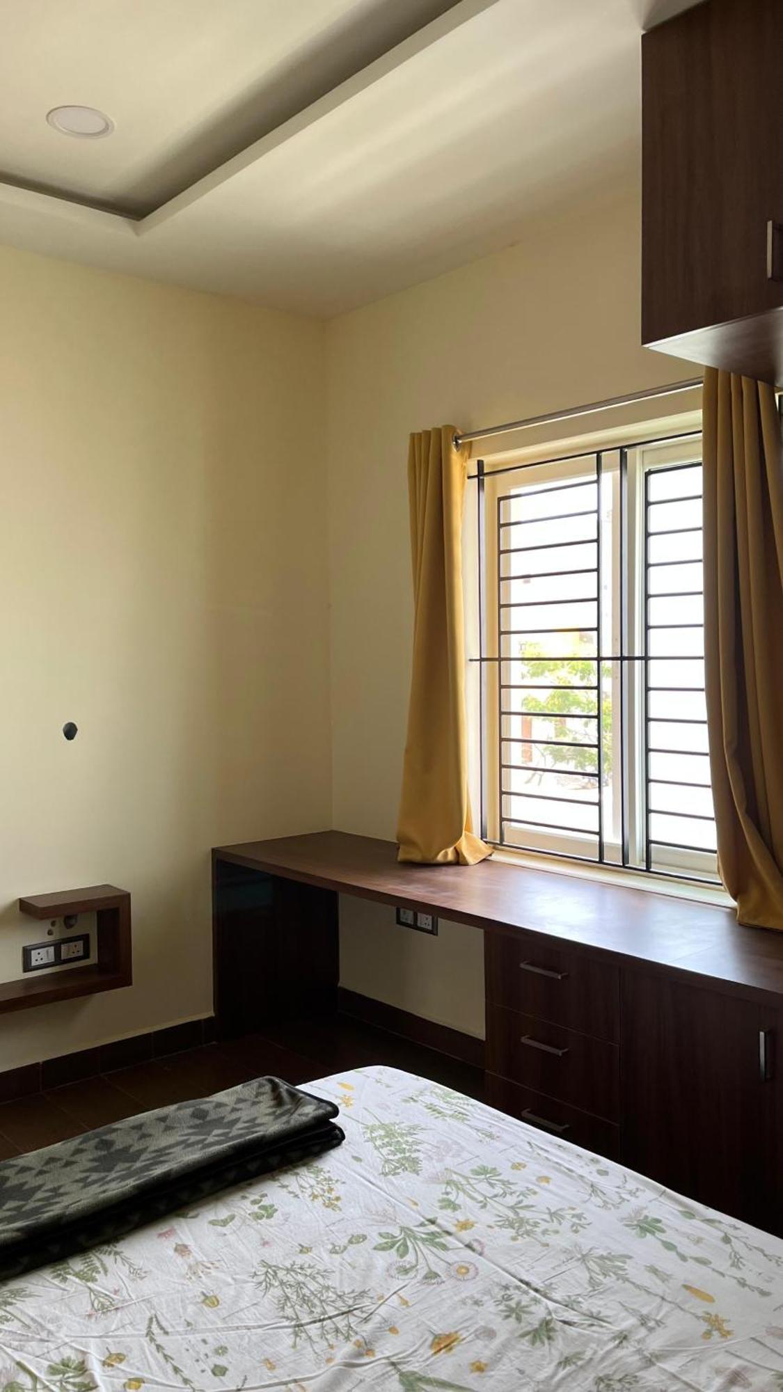 Guru Home Stay Near Sri Ramanasramam Tiruvannāmalai エクステリア 写真