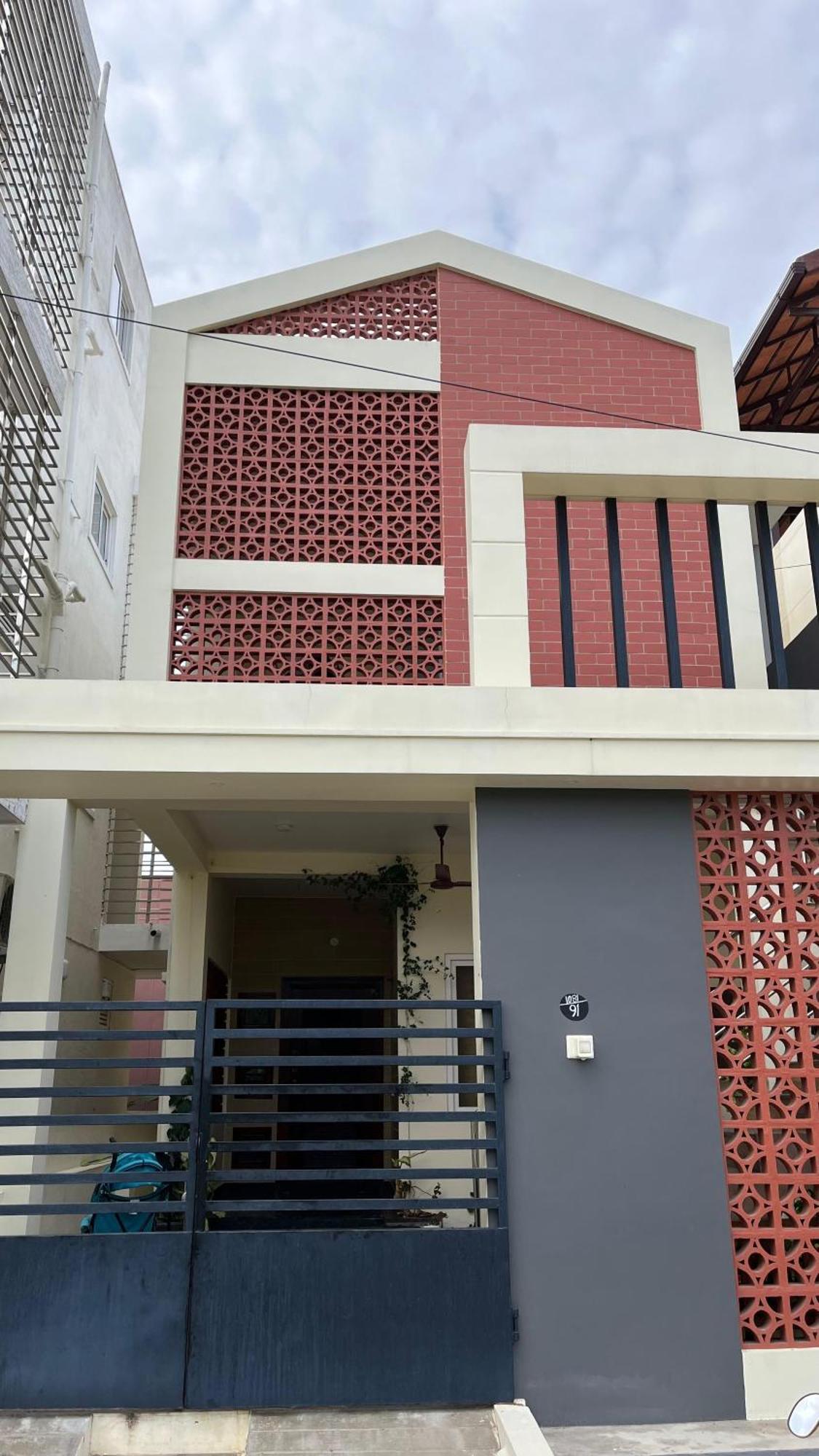 Guru Home Stay Near Sri Ramanasramam Tiruvannāmalai エクステリア 写真